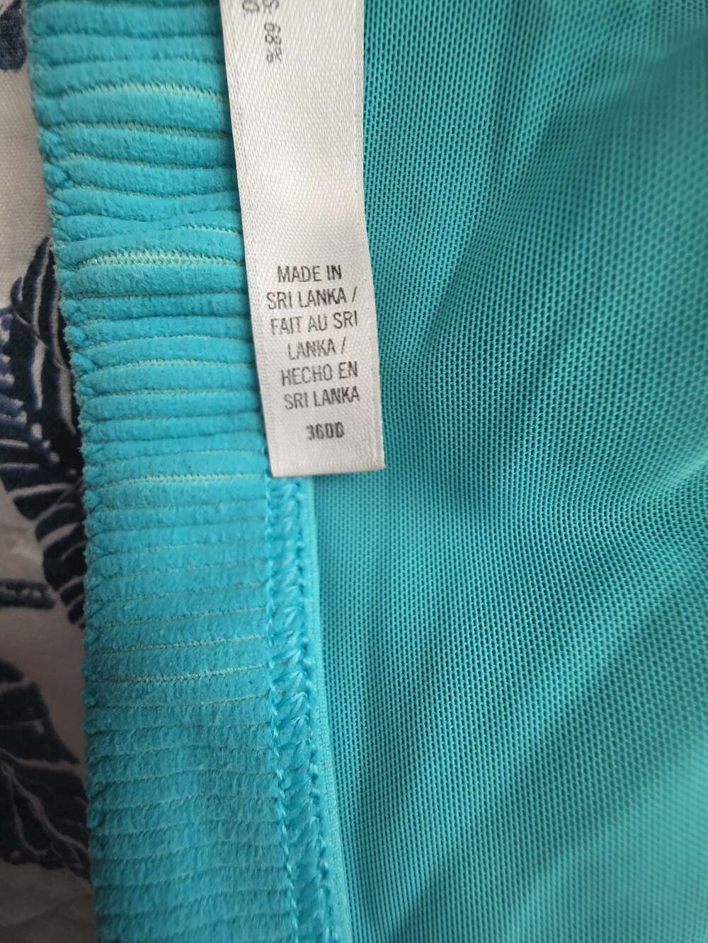 Victoria's Secret VSX Sport High-Impact Underwire Sports Bra Turquoise 36DD - Picture 7 of 7